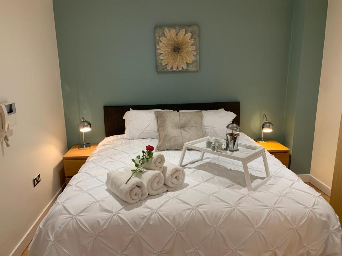Modern, City Centre, Studio Apartment With Free Wifi, Gym Access, Netflix - West One Шефилд Экстерьер фото
